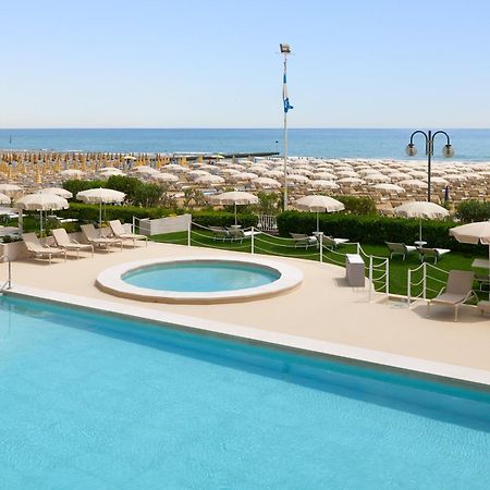 Hotel Aurora Lido di Jesolo Zewnętrze zdjęcie