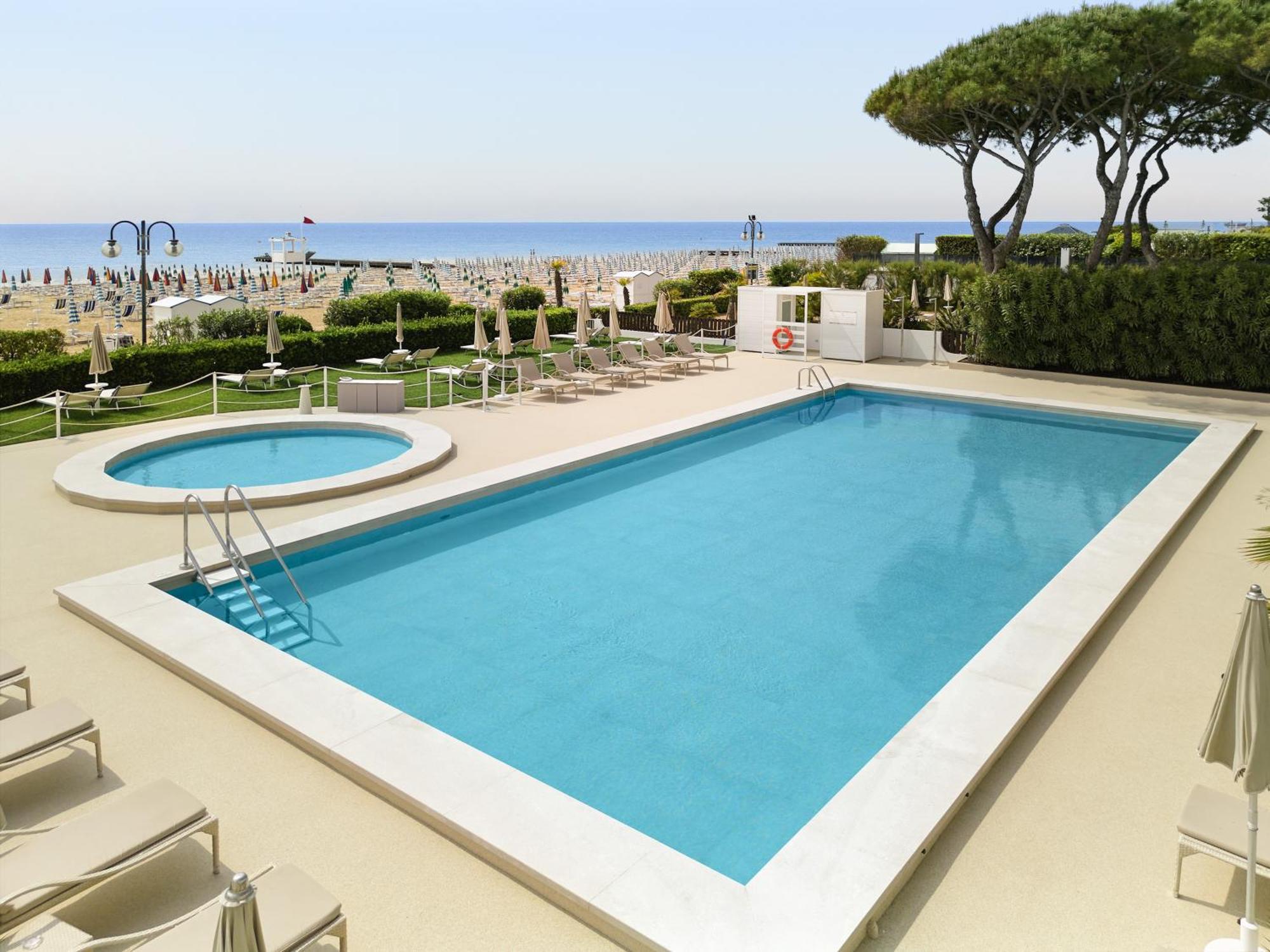 Hotel Aurora Lido di Jesolo Zewnętrze zdjęcie