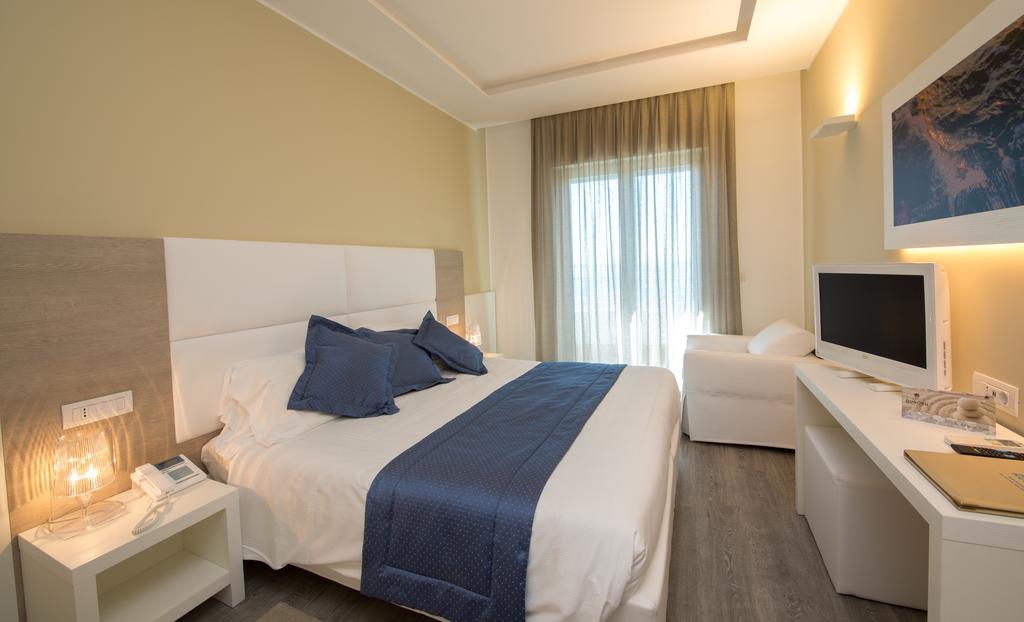 Hotel Aurora Lido di Jesolo Zewnętrze zdjęcie